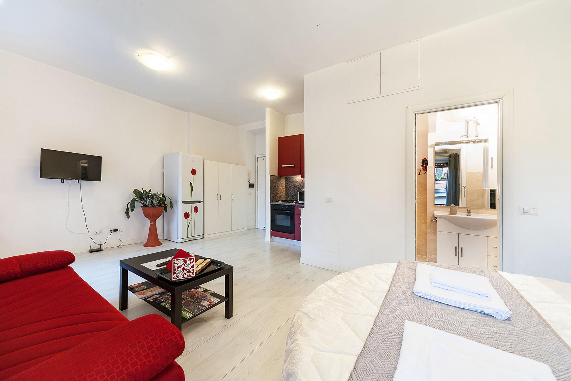 Hosting Flats Guesthouse Rome Exterior photo